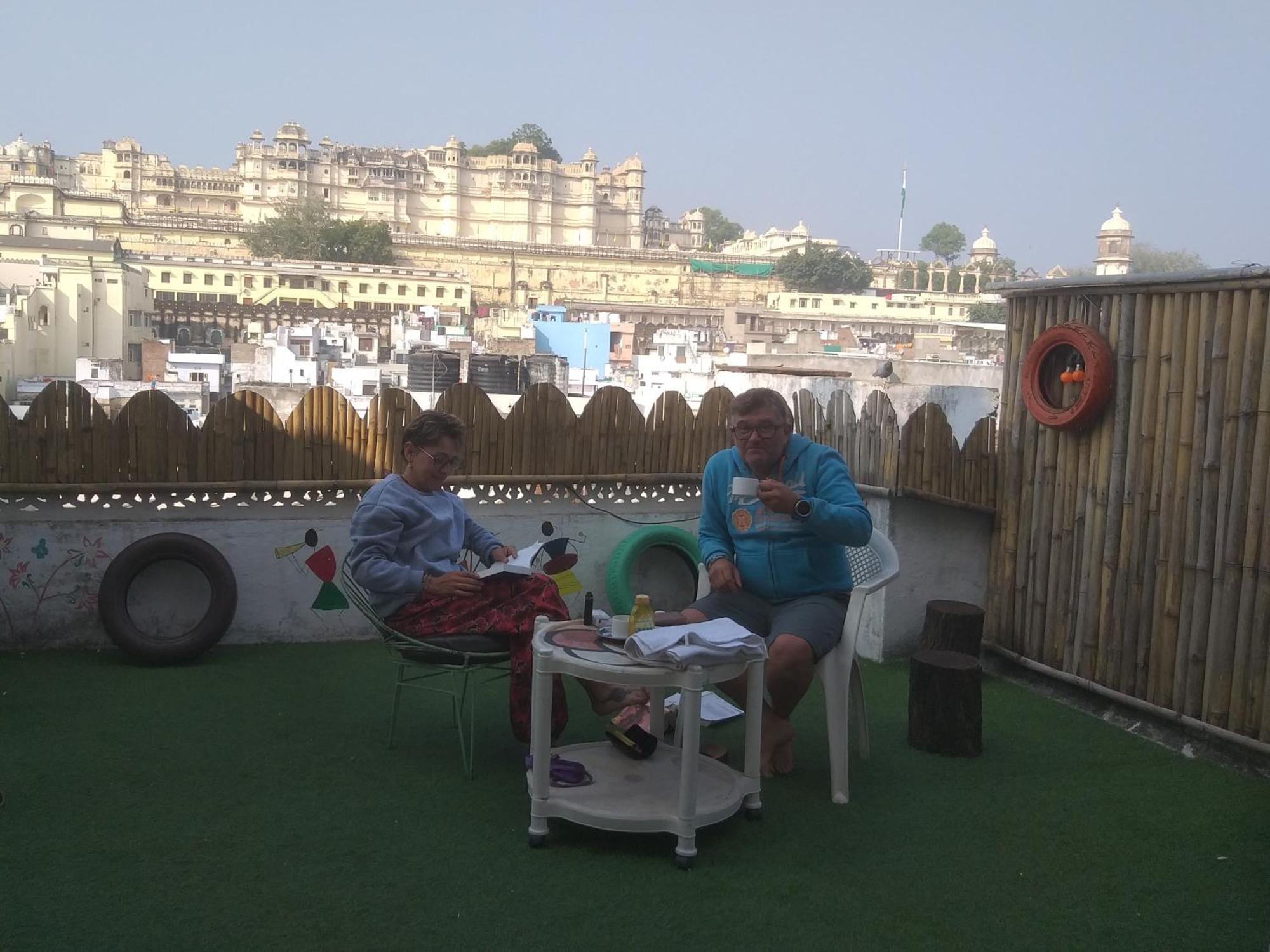 City And Palace View Guest House Udaipur Exterior photo